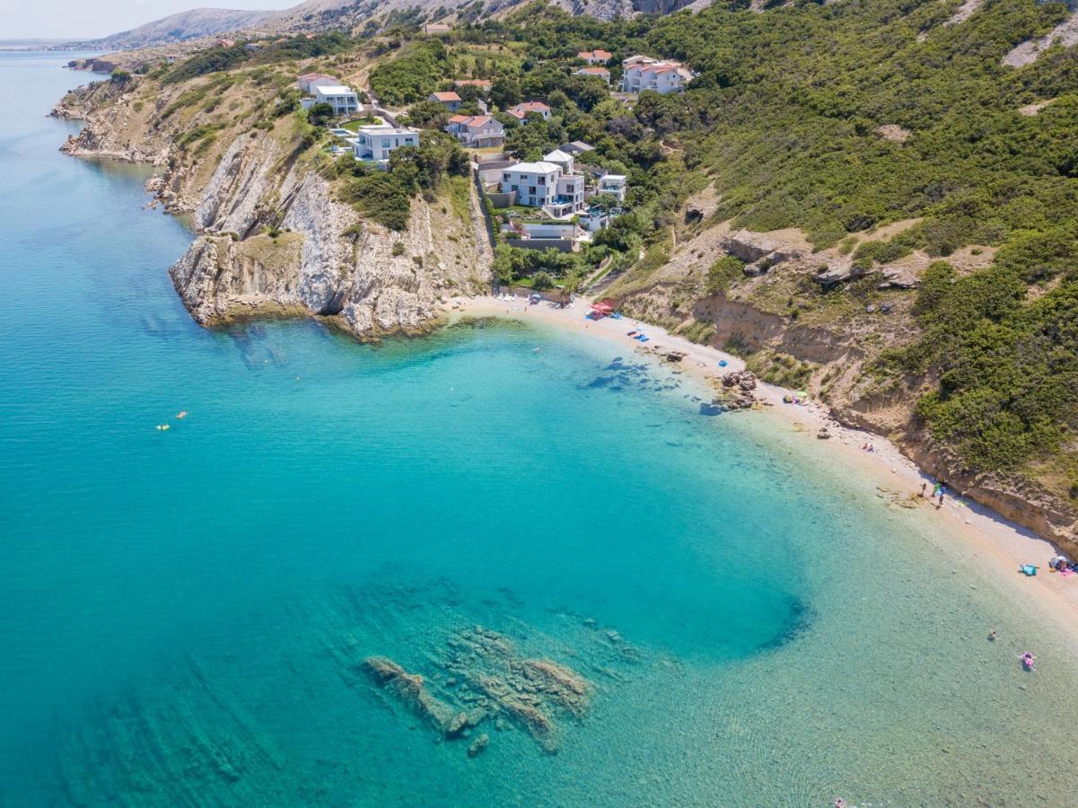 A White Cliffside Studio Đảo Pag Ngoại thất bức ảnh