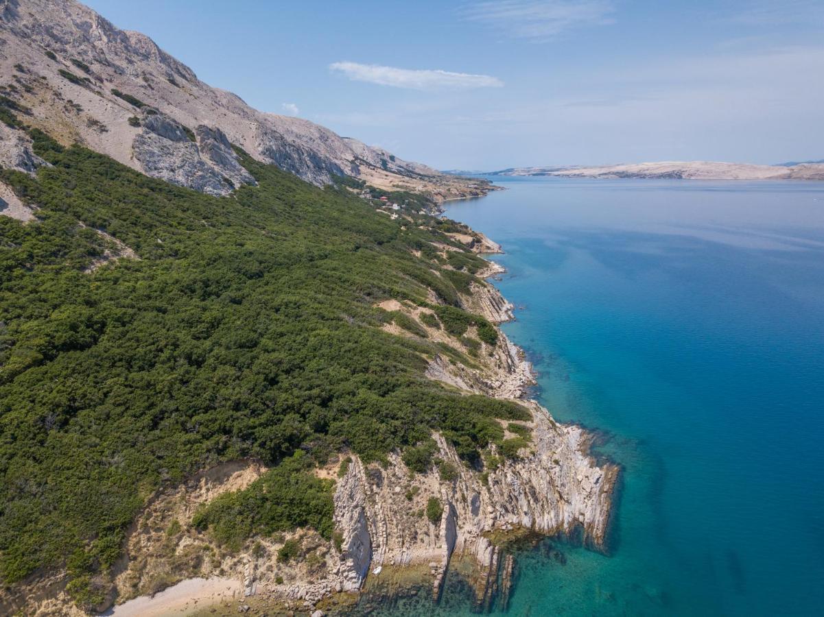 A White Cliffside Studio Đảo Pag Ngoại thất bức ảnh